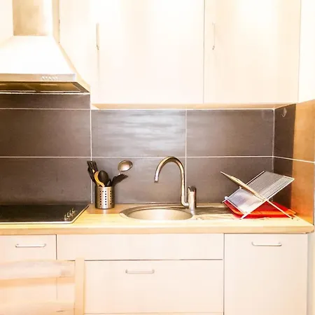 Daire Charming Studio Near La Villette Paris